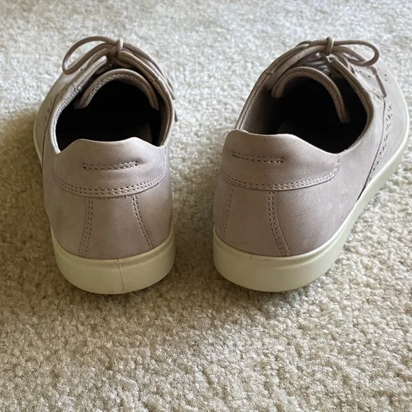 Women's Ecco Tan Lace-Up Shoes - Picture 3 of 7